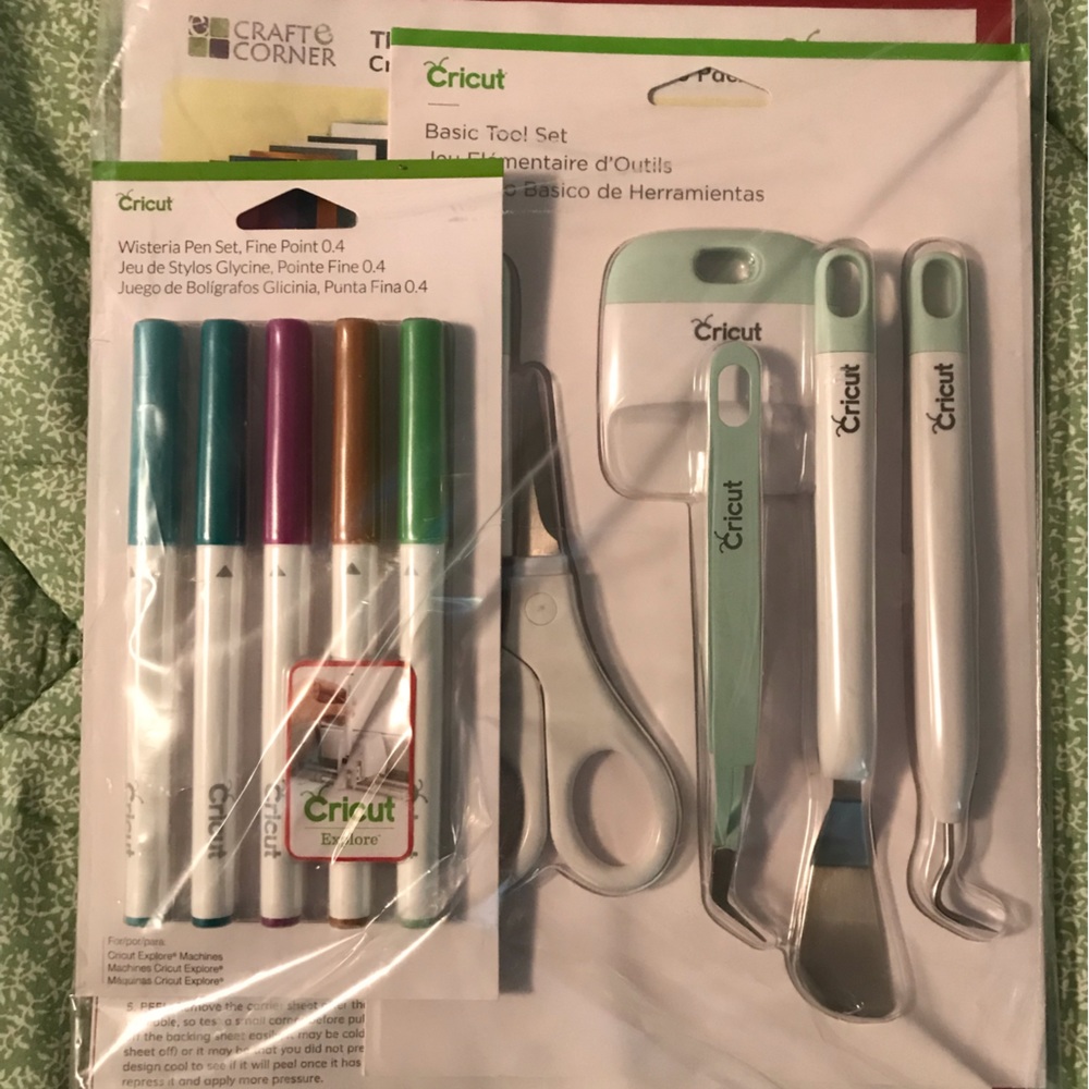 Cricut accessory set NEW